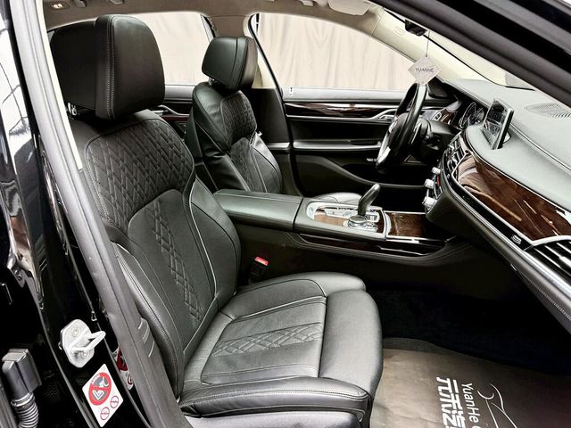 BMW寶馬 740LI LUXURY  第12張相片