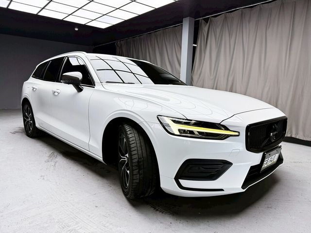 VOLVO富豪 V60  第3張相片