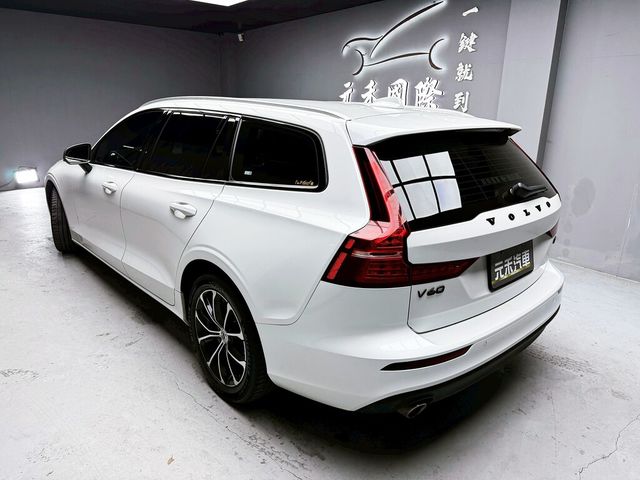 VOLVO富豪 V60  第4張相片