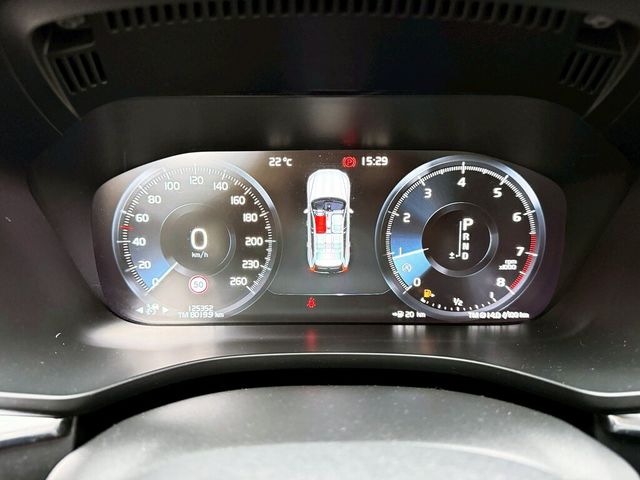 VOLVO富豪 XC60  第10張相片