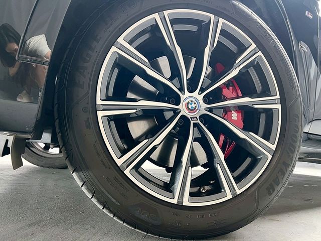 BMW寶馬 X5  第8張相片