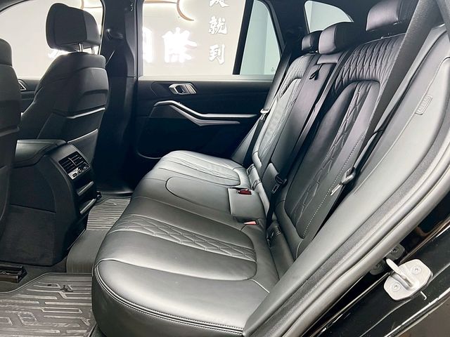 BMW寶馬 X5  第13張相片