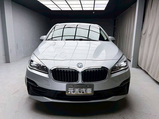 BMW寶馬 218I  第2張相片