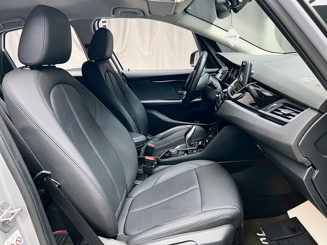 BMW寶馬 218I  第12張相片