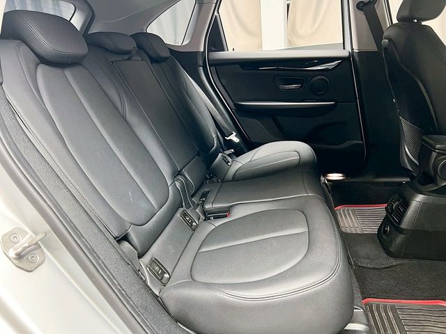 BMW寶馬 218I  第14張相片