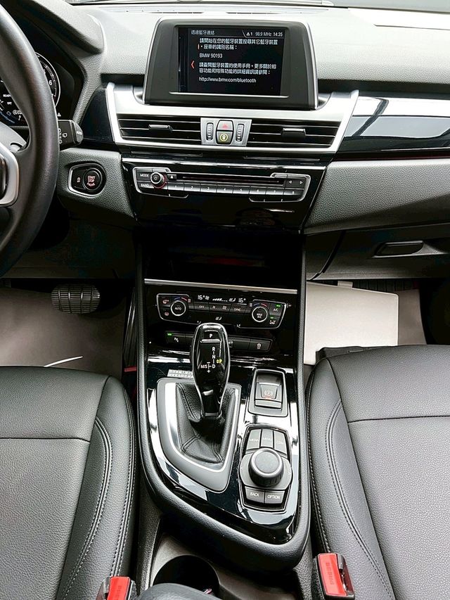 BMW寶馬 218I  第16張相片