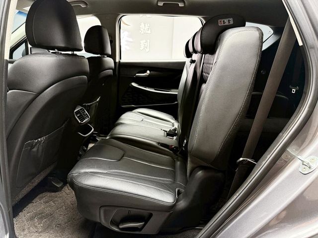 HYUNDAI現代 SANTA FE  第13張相片