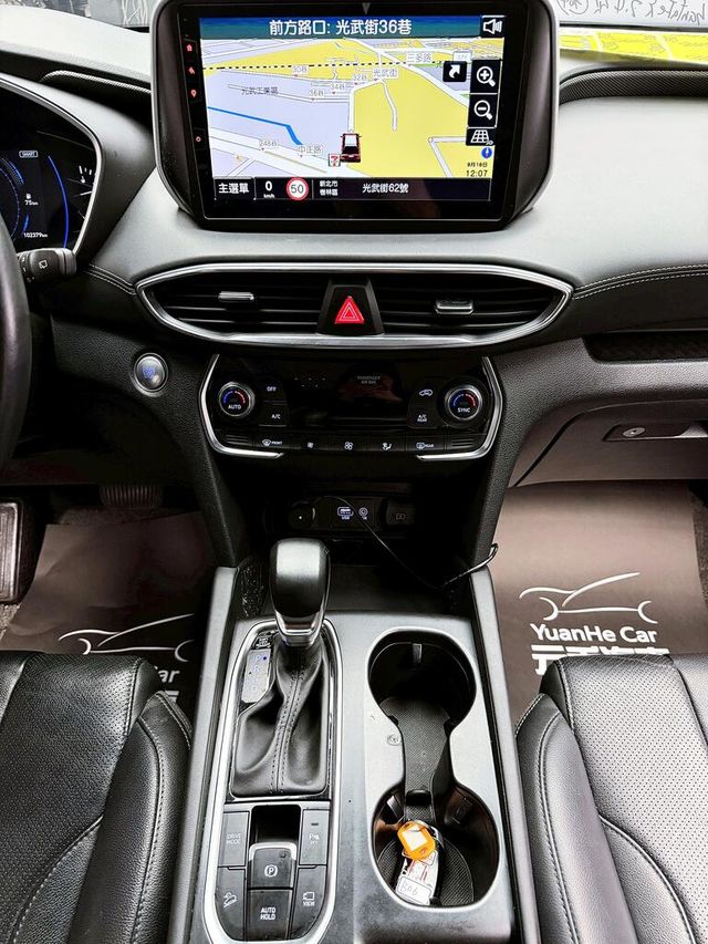 HYUNDAI現代 SANTA FE  第17張相片