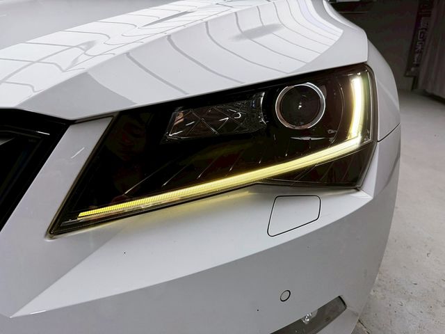 SKODA司科達 SUPERB COMBI  第7張相片