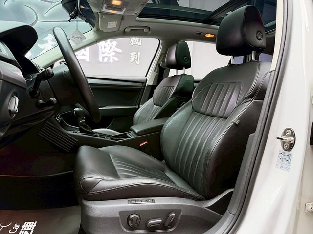 SKODA司科達 SUPERB COMBI  第11張相片