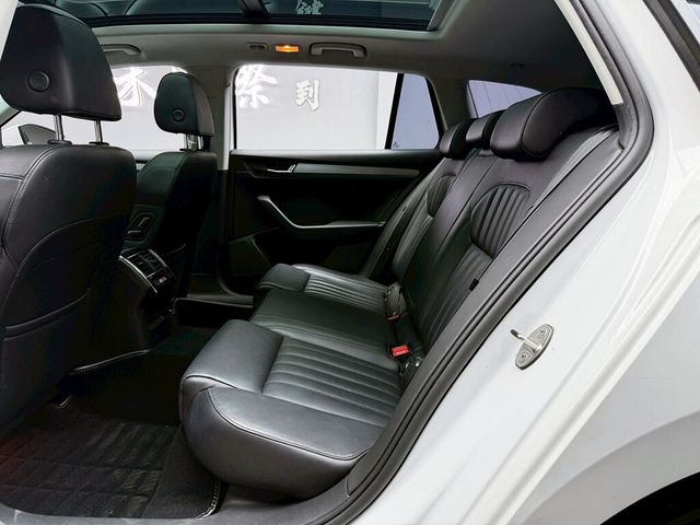 SKODA司科達 SUPERB COMBI  第13張相片