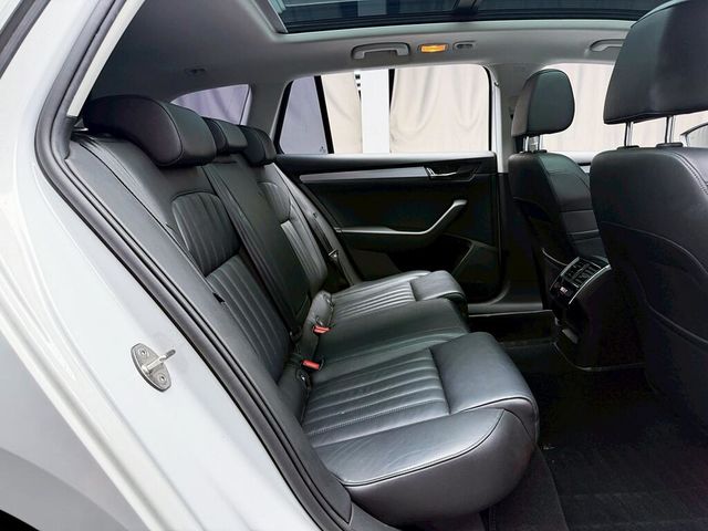 SKODA司科達 SUPERB COMBI  第14張相片