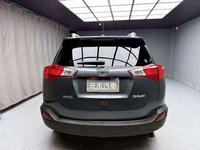 TOYOTA豐田 RAV4  第5張相片