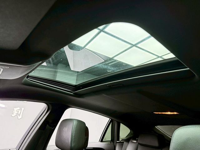 BMW寶馬 X6 M  第9張相片