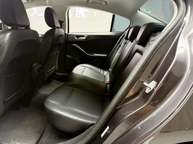 FORD福特 FOCUS  第13張相片