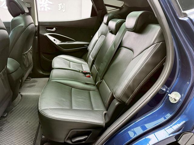 HYUNDAI現代 SANTA FE  第13張相片