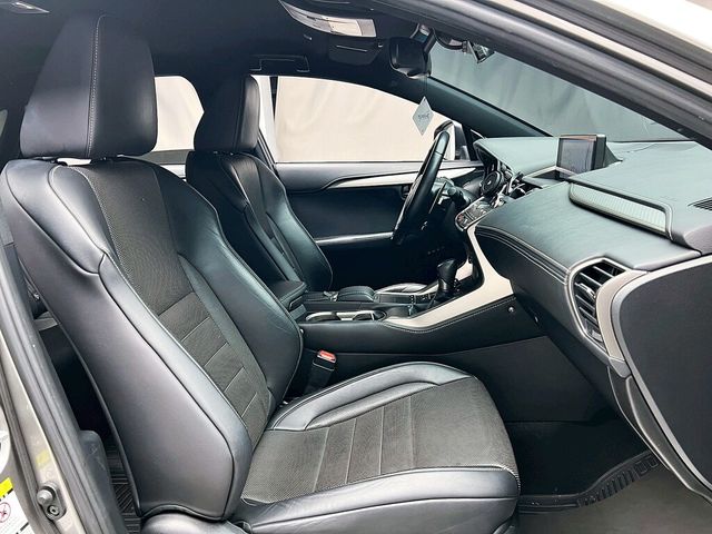 LEXUS凌志 NX300  第12張相片