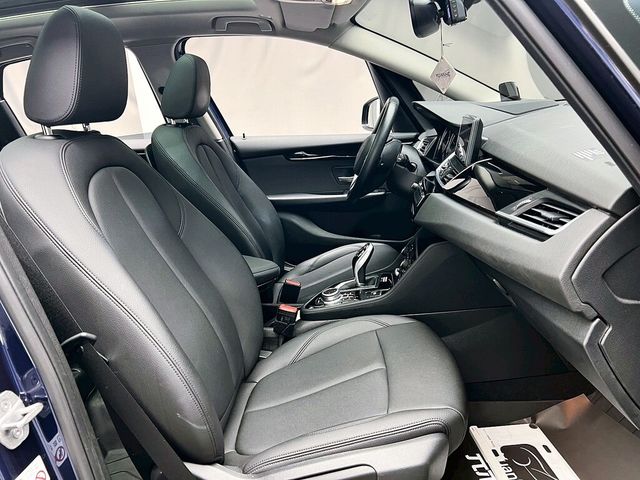 BMW寶馬 218I  第12張相片