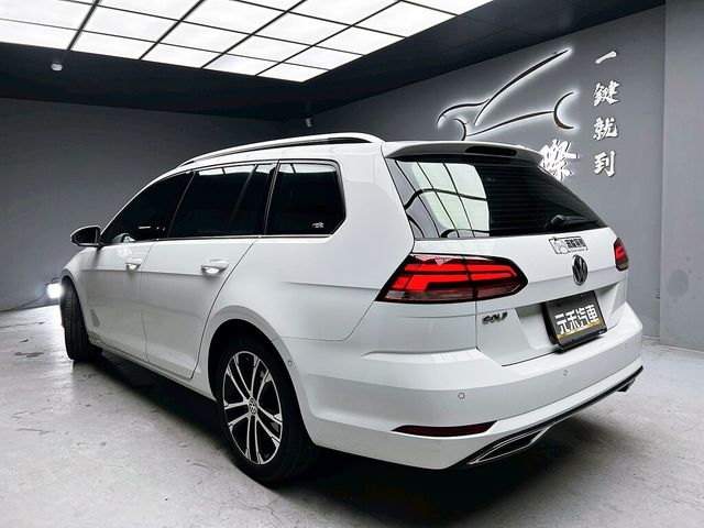 VOLKSWAGEN福斯 GOLF VARIANT  第4張相片