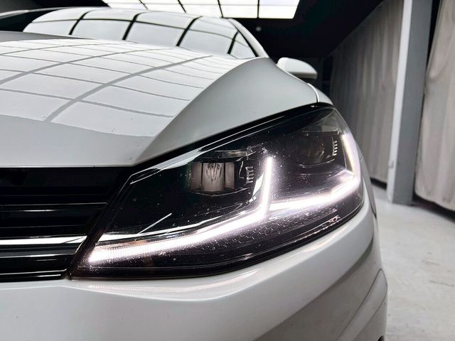 VOLKSWAGEN福斯 GOLF VARIANT  第7張相片