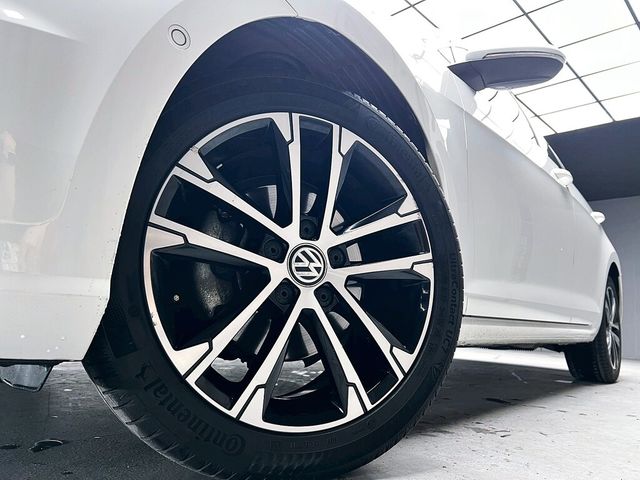 VOLKSWAGEN福斯 GOLF VARIANT  第8張相片