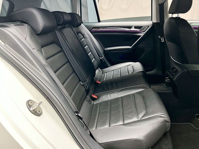 VOLKSWAGEN福斯 GOLF VARIANT  第14張相片