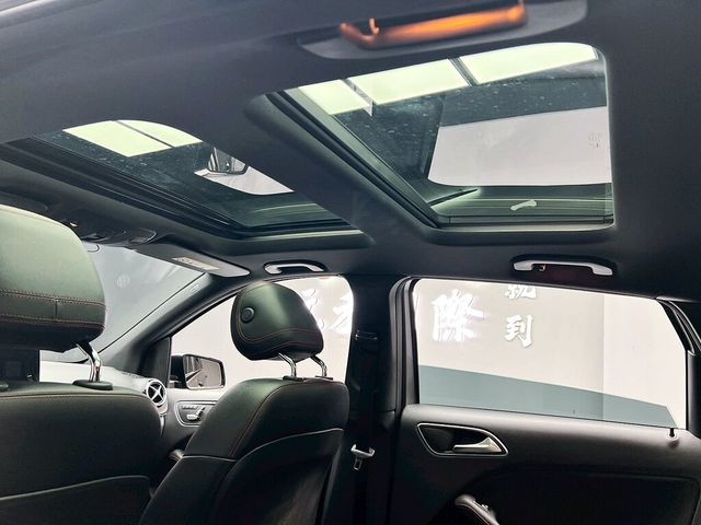 M-BENZ賓士 B200  第9張相片