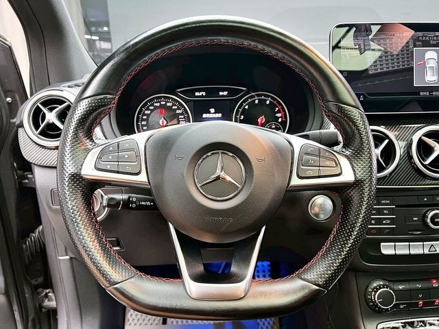M-BENZ賓士 B200  第15張相片