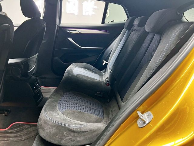 BMW寶馬 X2  第13張相片