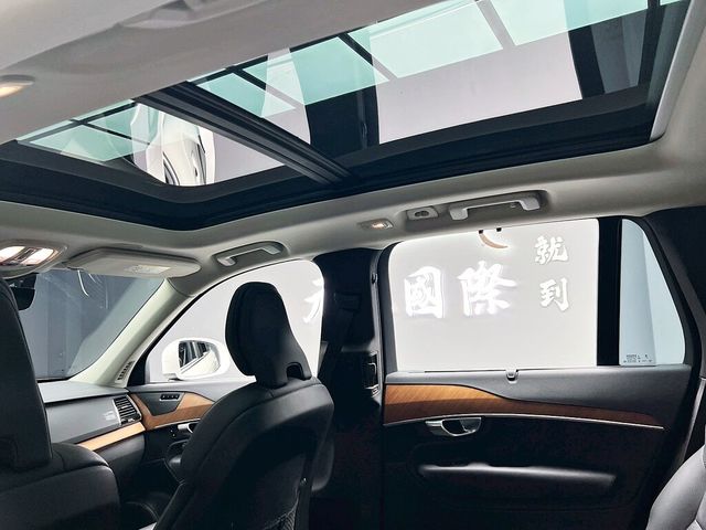 VOLVO富豪 XC90  第9張相片