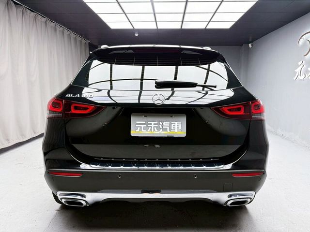 M-BENZ賓士 GLA180  第5張相片