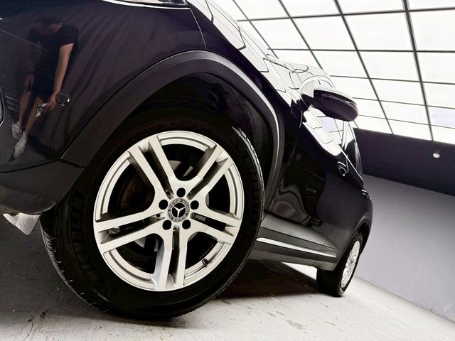 M-BENZ賓士 GLA180  第8張相片