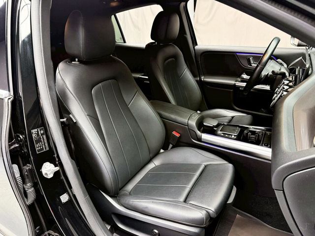 M-BENZ賓士 GLA180  第12張相片