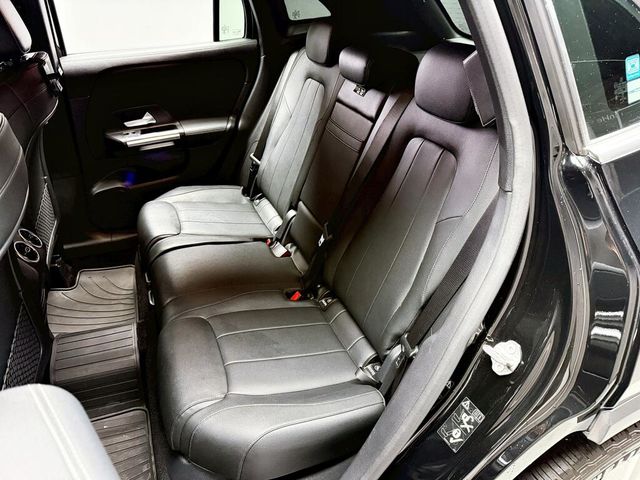 M-BENZ賓士 GLA180  第13張相片