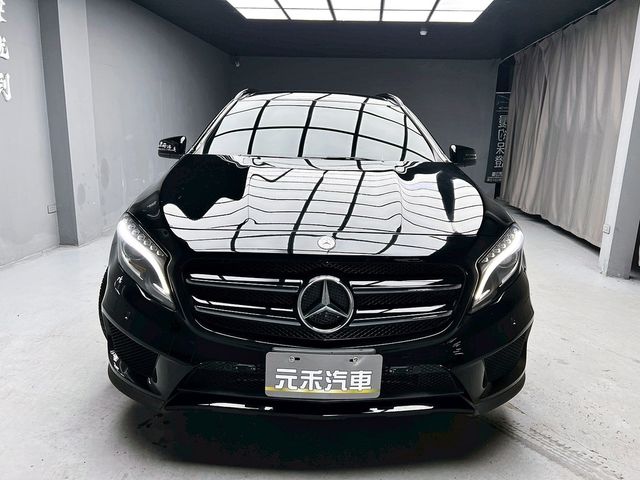 M-BENZ賓士 GLA200  第2張相片