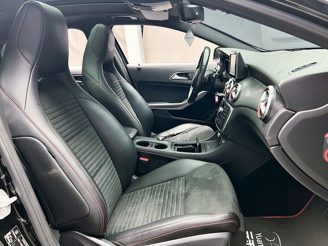 M-BENZ賓士 GLA200  第12張相片