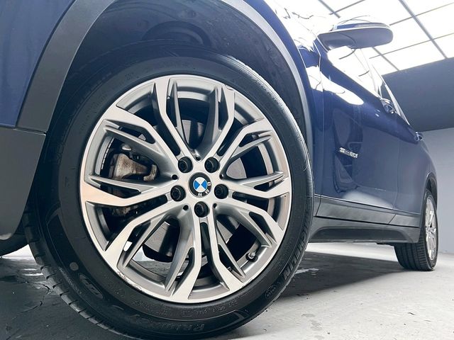 BMW寶馬 X1  第8張相片