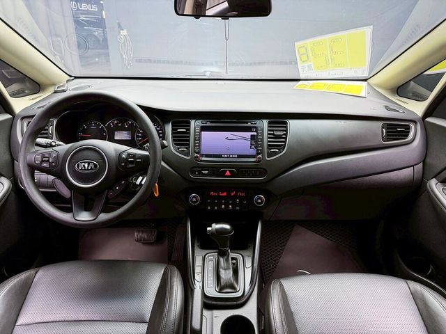 KIA起亞 CARENS  第8張相片