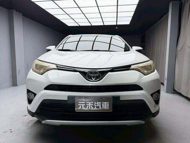 TOYOTA豐田 RAV4  第2張相片