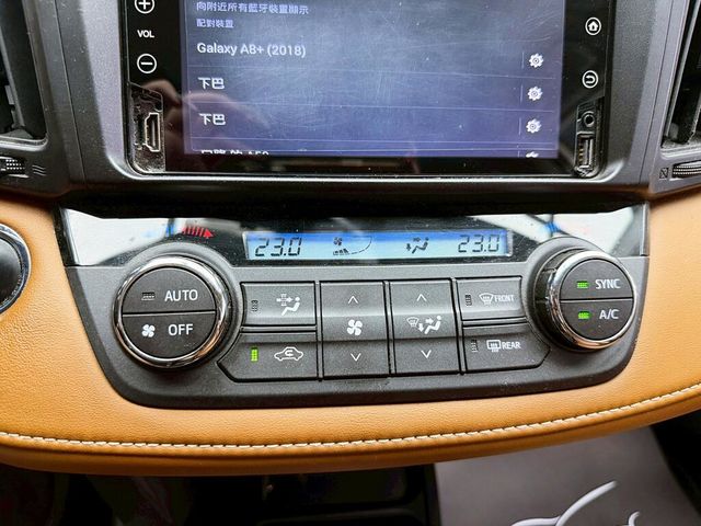 TOYOTA豐田 RAV4  第17張相片