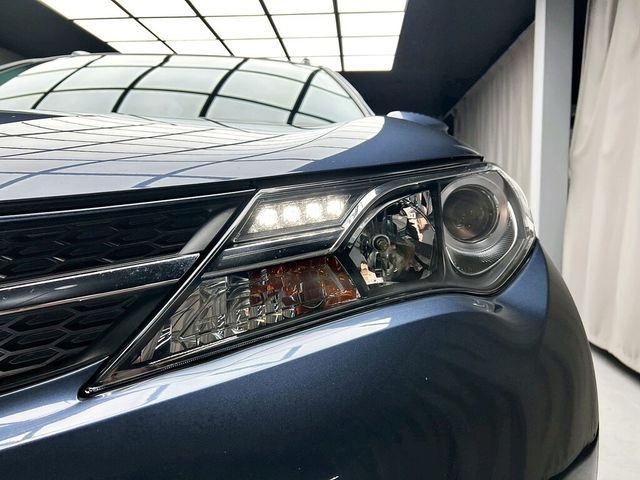 TOYOTA豐田 RAV4  第7張相片