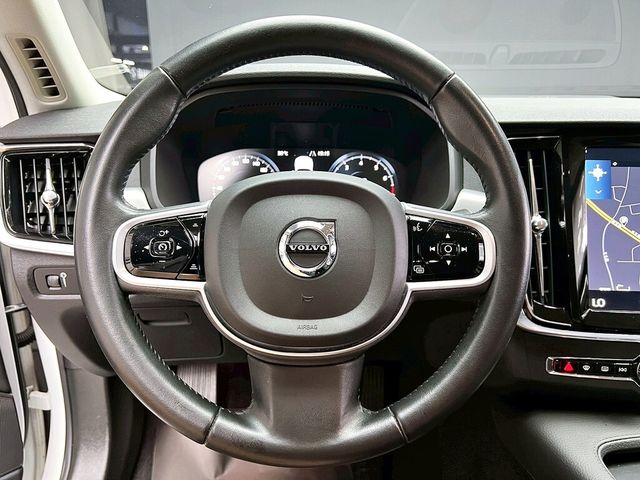 VOLVO富豪 S90  第15張相片