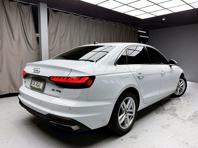 AUDI奧迪 A4  第6張相片