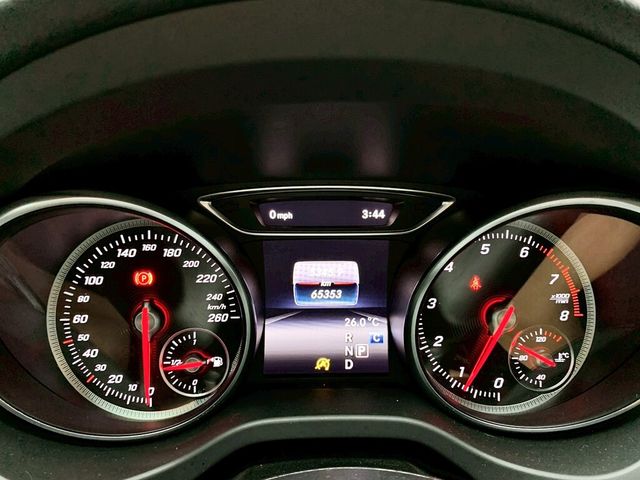 M-BENZ賓士 GLA180  第10張相片