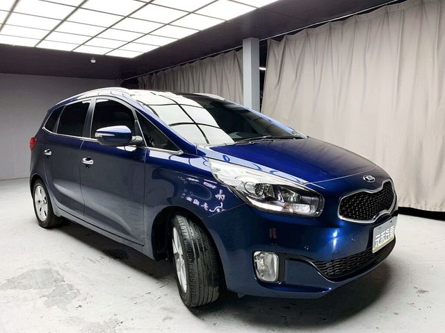 KIA起亞 CARENS  第3張相片