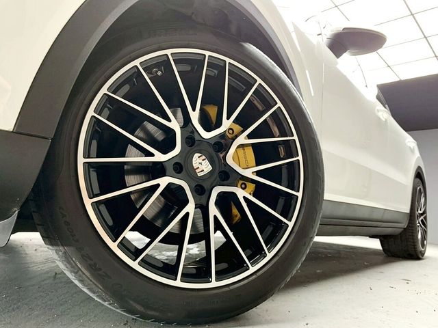 PORSCHE保時捷 CAYENNE  第8張相片