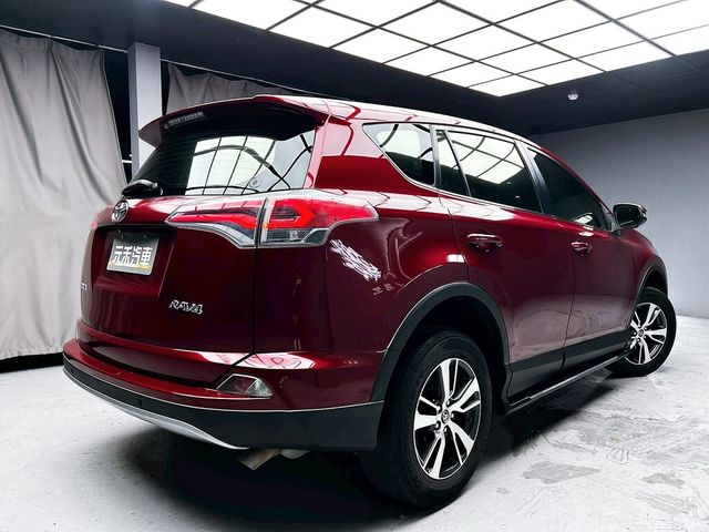 TOYOTA豐田 RAV4  第6張相片