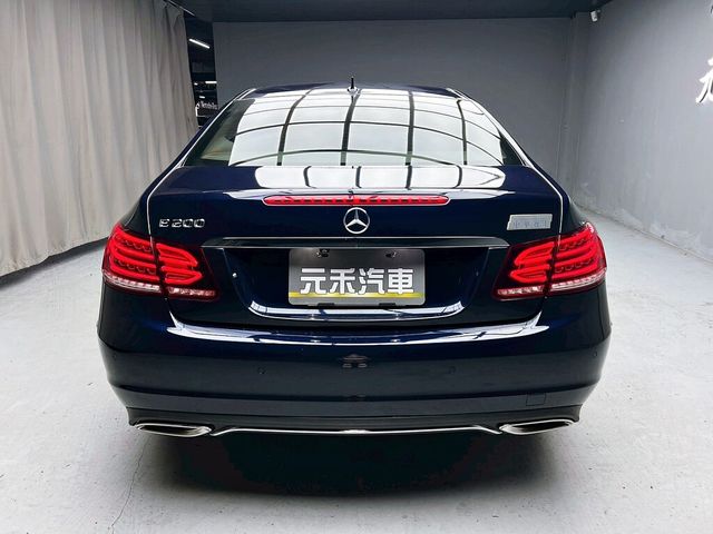 M-BENZ賓士 E200 COUPE  第5張相片