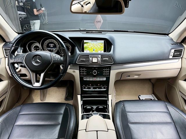 M-BENZ賓士 E200 COUPE  第9張相片