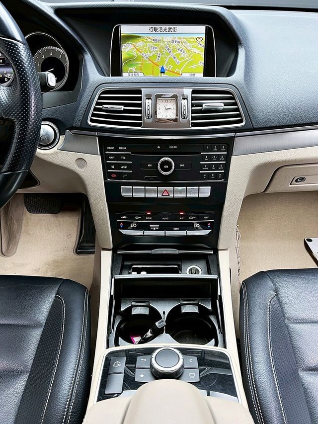 M-BENZ賓士 E200 COUPE  第15張相片